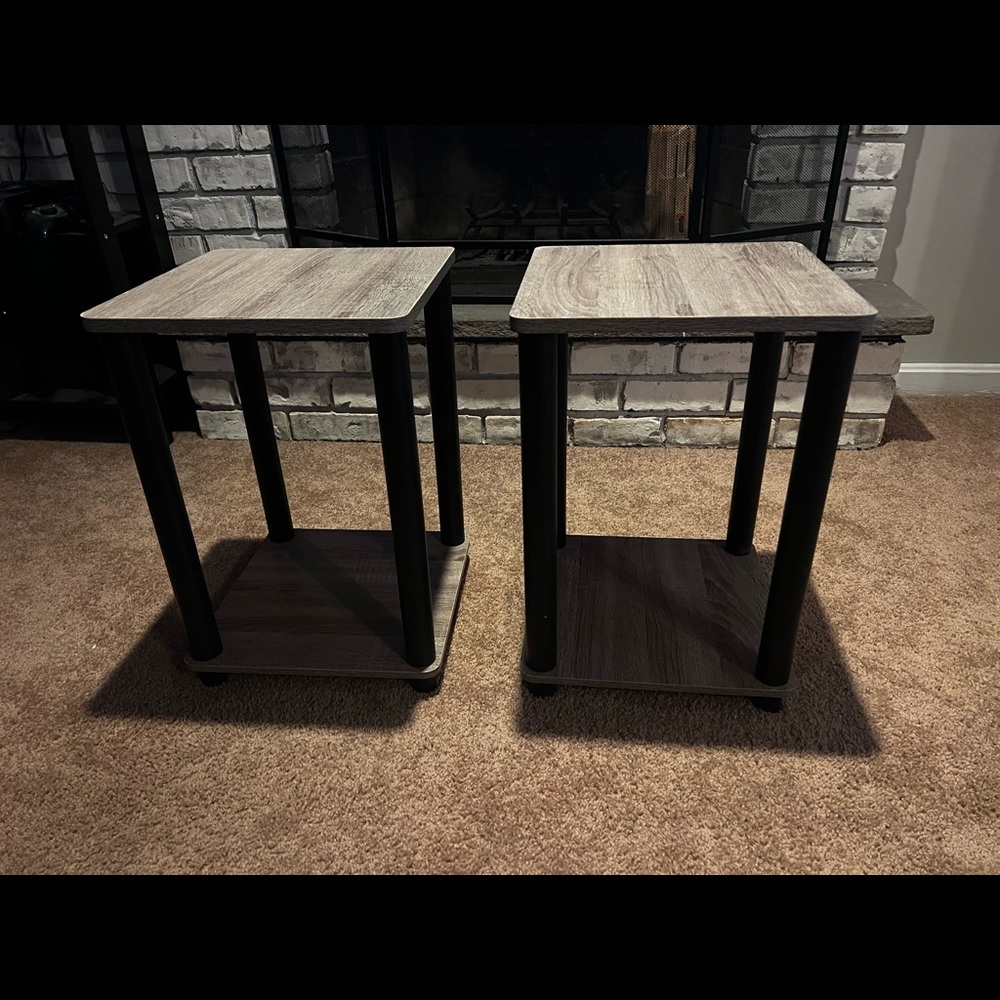End tables (2)